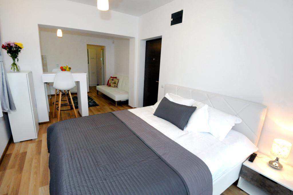 Yael Luxury Apartments 1 Buşteni Exteriör bild
